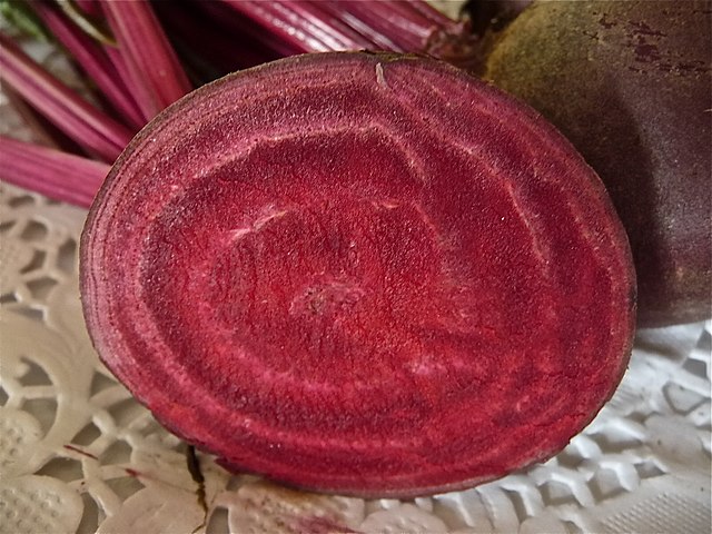 Red sliced beetroot